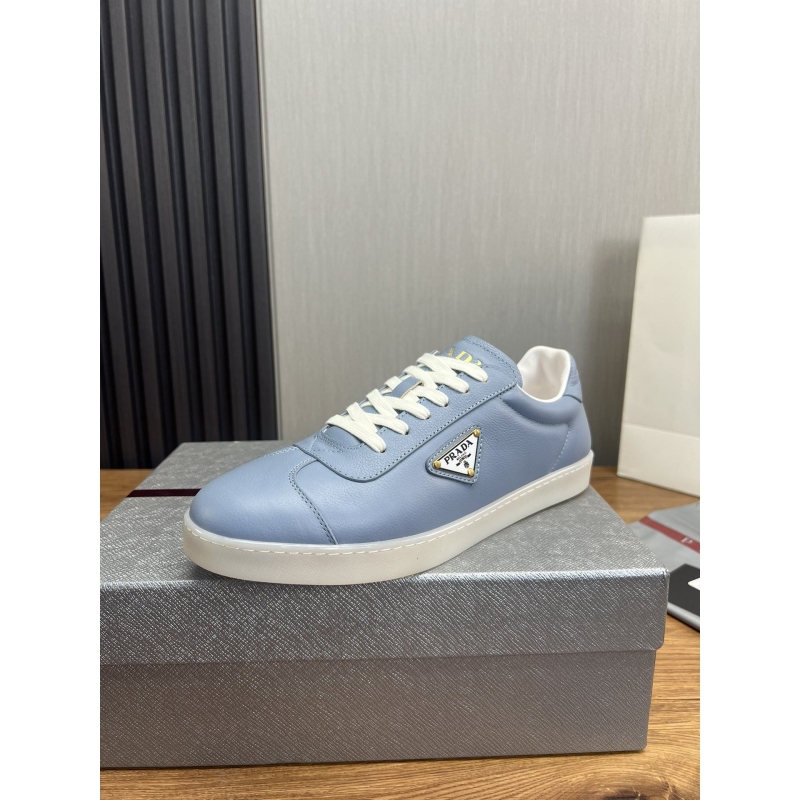 Pra*a sneakers